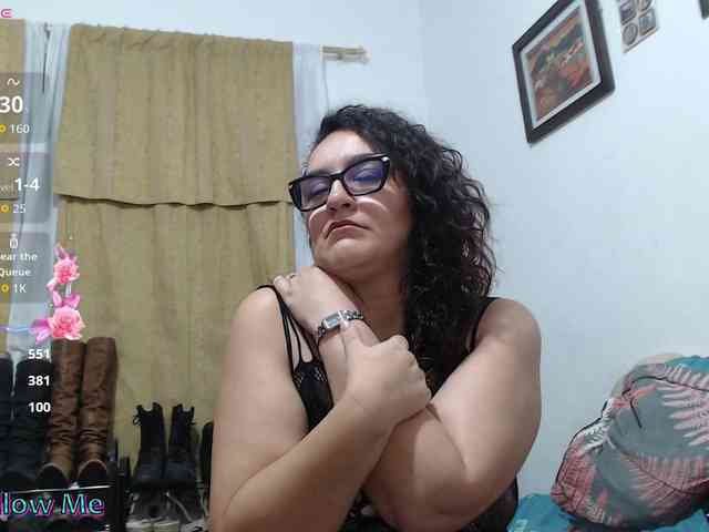 SaimaJayyeb webcam