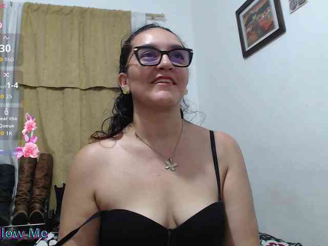 Modèle: SaimaJayyeb