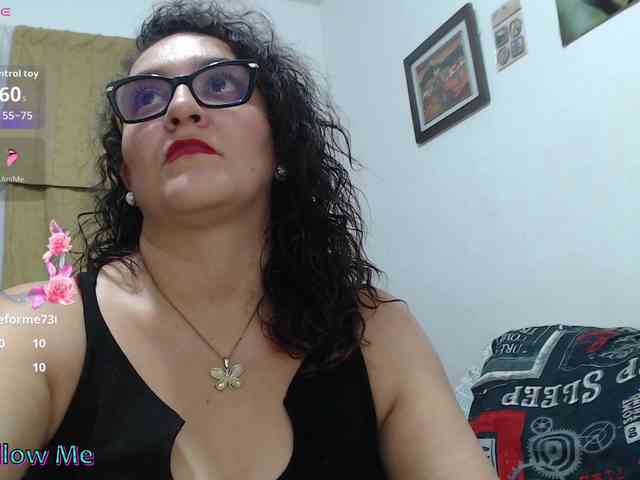 SaimaJayyeb webcam