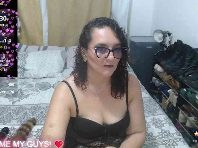 SaimaJayyeb webcam