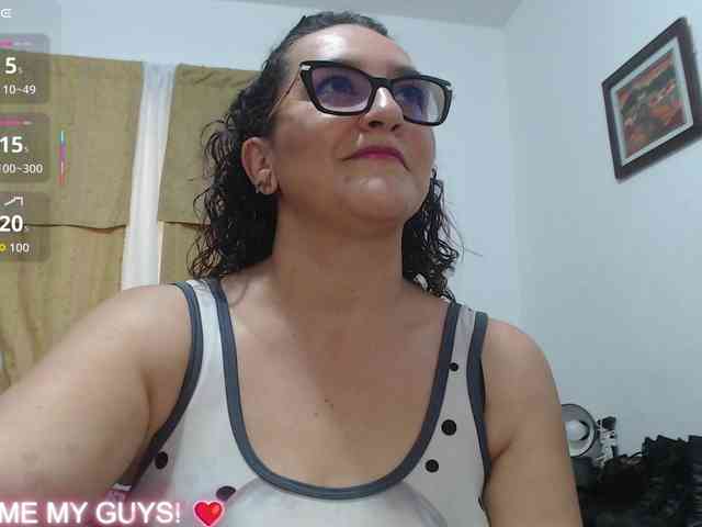 SaimaJayyeb webcam