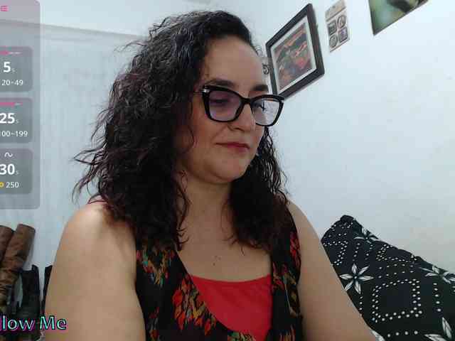 Modèle: SaimaJayyeb
