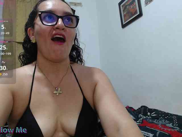 SaimaJayyeb webcam