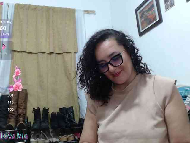 SaimaJayyeb webcam