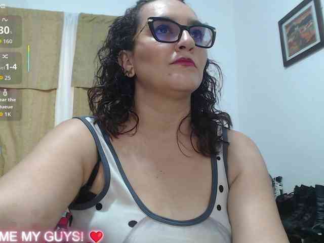 SaimaJayyeb webcam