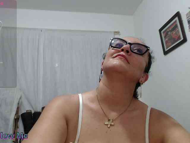 SaimaJayyeb webcam