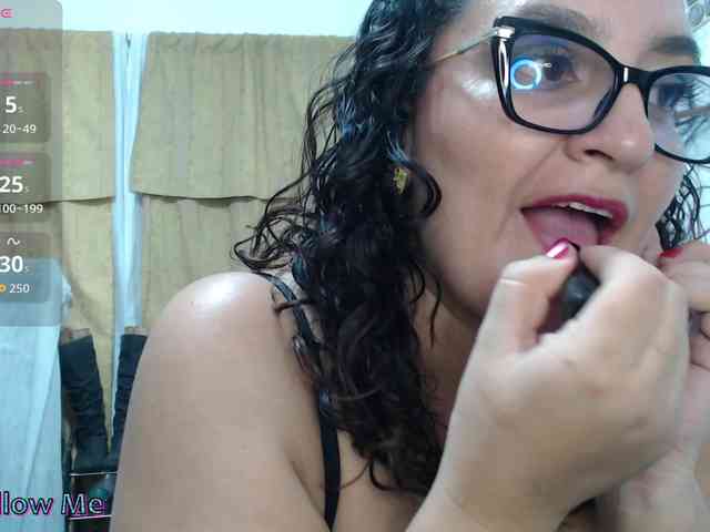 Modèle: SaimaJayyeb