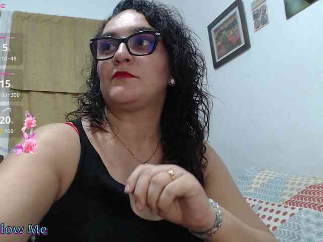 SaimaJayyeb webcam