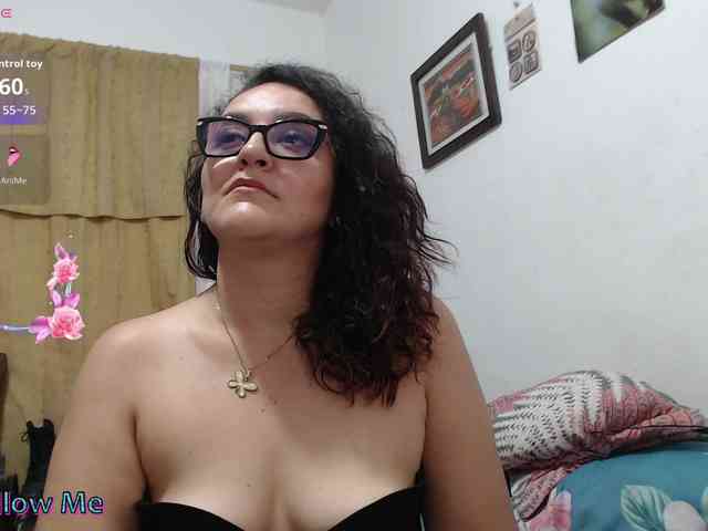 SaimaJayyeb webcam