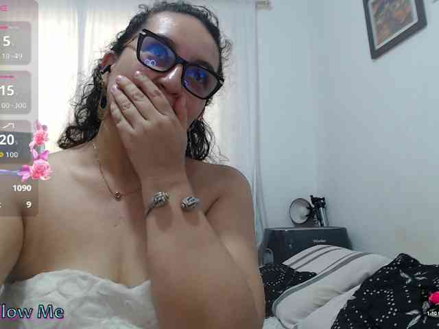 SaimaJayyeb webcam