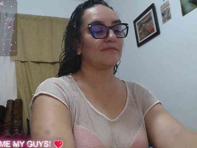 SaimaJayyeb webcam