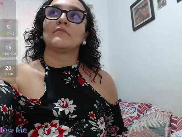 SaimaJayyeb webcam