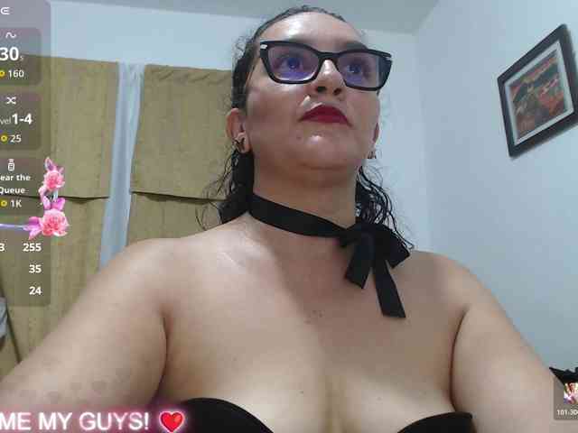 SaimaJayyeb webcam