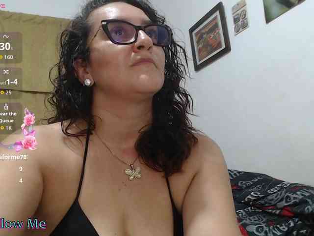 Modèle: SaimaJayyeb