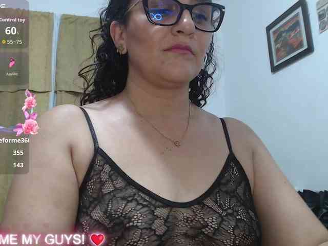 SaimaJayyeb webcam