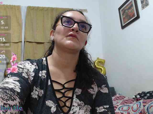 Modèle: SaimaJayyeb