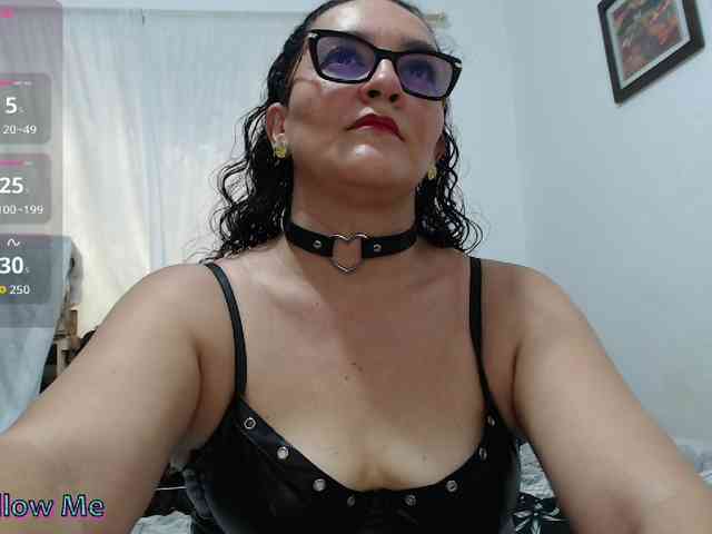 Modèle: SaimaJayyeb