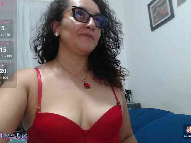 Modèle: SaimaJayyeb