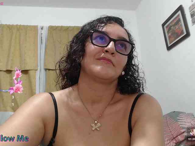 SaimaJayyeb webcam