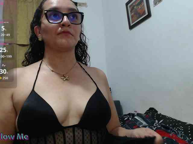 Modèle: SaimaJayyeb