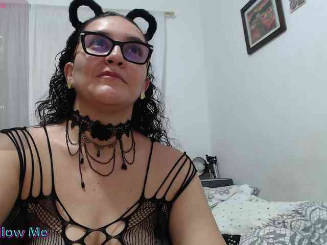 SaimaJayyeb webcam