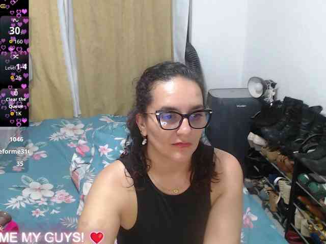 SaimaJayyeb webcam