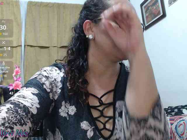 SaimaJayyeb webcam
