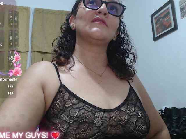 SaimaJayyeb webcam