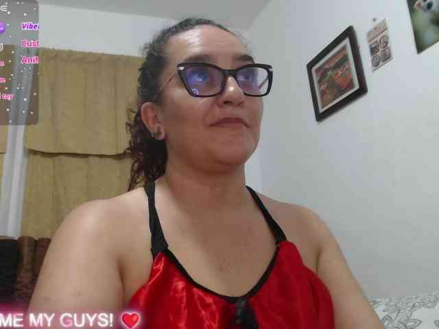 SaimaJayyeb webcam