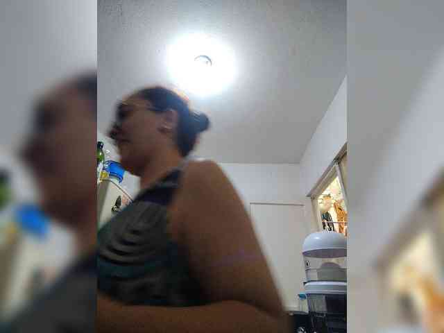 SaimaJayyeb webcam