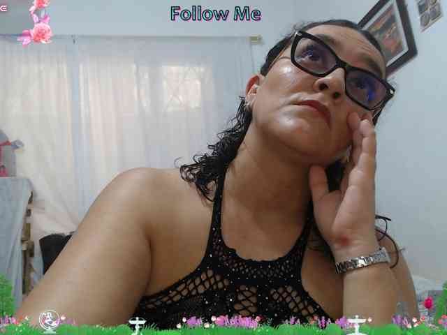 Modèle: SaimaJayyeb