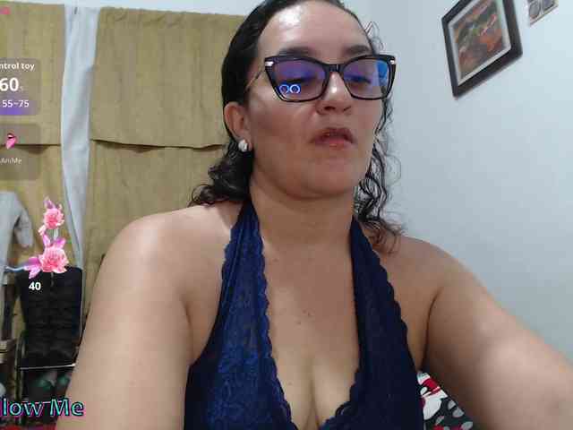 SaimaJayyeb webcam