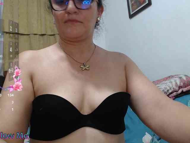 SaimaJayyeb webcam