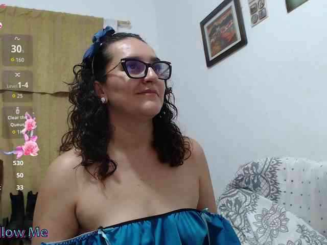 Modèle: SaimaJayyeb