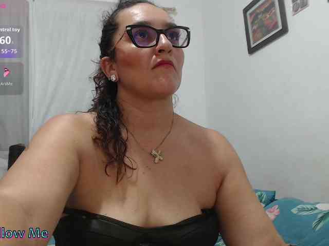 SaimaJayyeb webcam