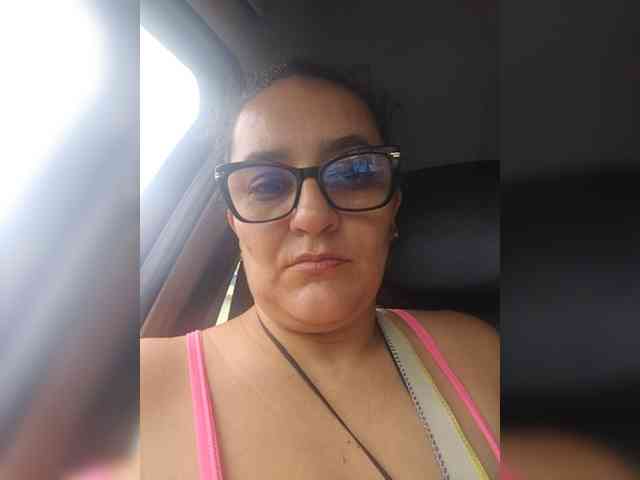 Modèle: SaimaJayyeb