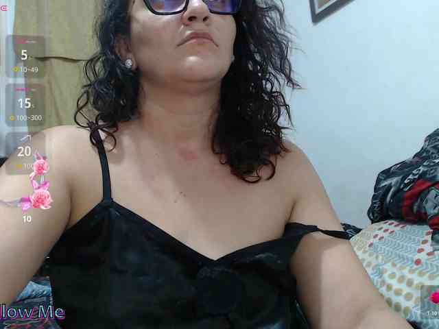 SaimaJayyeb webcam