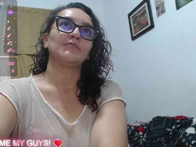SaimaJayyeb webcam