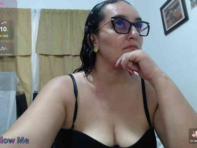 SaimaJayyeb webcam