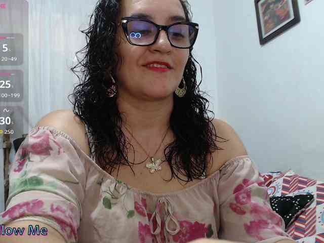 SaimaJayyeb webcam