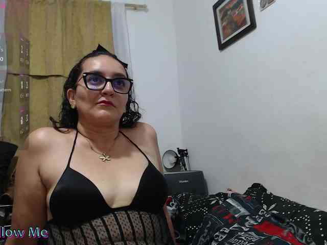 SaimaJayyeb webcam