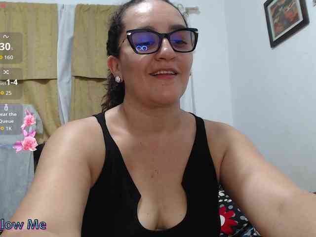 SaimaJayyeb webcam