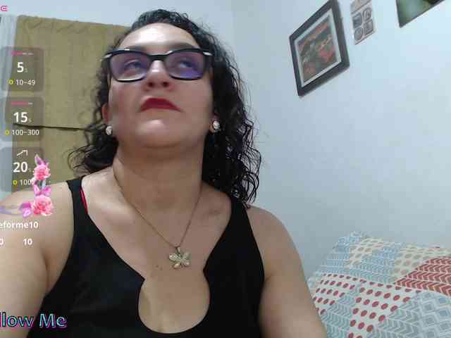 SaimaJayyeb webcam