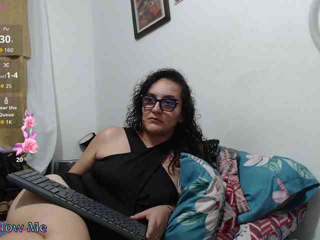 SaimaJayyeb webcam