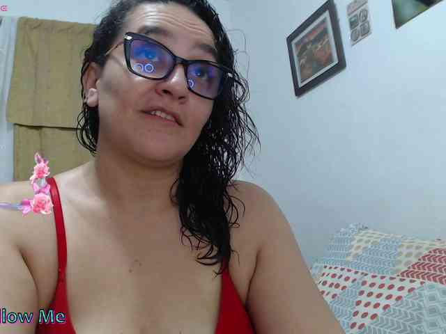 SaimaJayyeb webcam