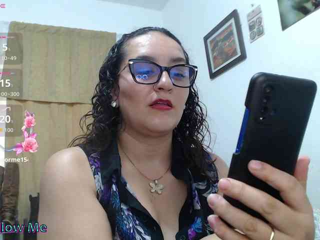 SaimaJayyeb webcam