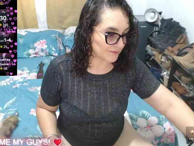 SaimaJayyeb webcam