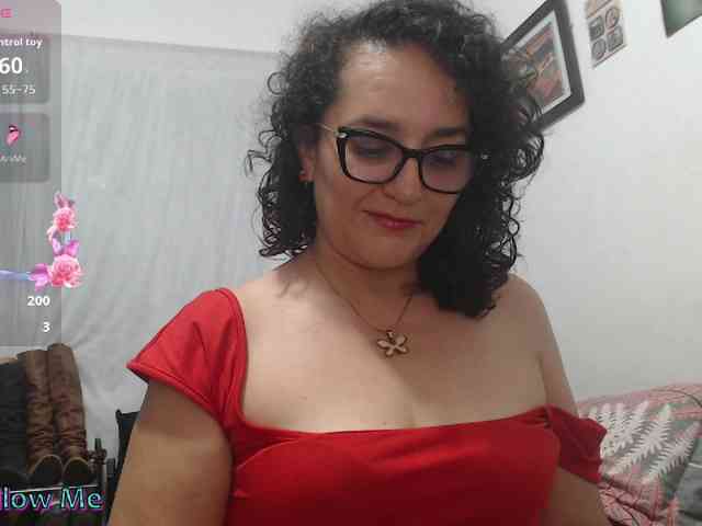 Modèle: SaimaJayyeb