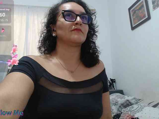 SaimaJayyeb webcam