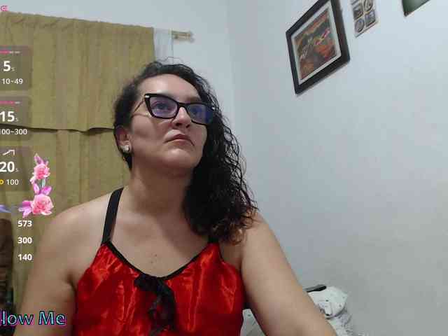 Modèle: SaimaJayyeb